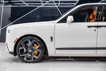 2025 Rolls-Royce Cullinan Black Badge - miniatura 52