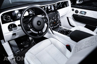 2025 Rolls-Royce Cullinan - miniatura 4