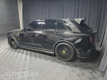 2025 Rolls-Royce Cullinan – miniatura 6