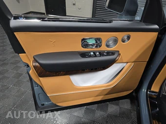 2025 Rolls-Royce Cullinan – miniatura 9