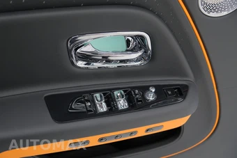2025 Rolls-Royce Spectre Black Badge - miniatura 13