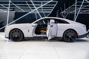 2025 Rolls-Royce Spectre Black Badge - miniatura 19