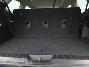 2025 Subaru Ascent Premium 7-Passenger - miniatura 17