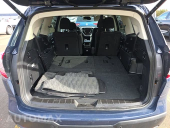 2025 Subaru Ascent Premium 7-Passenger - miniatura 17