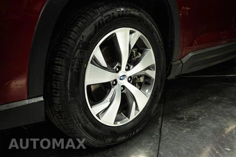 2025 Subaru Ascent Premium 7-Passenger - miniatura 3