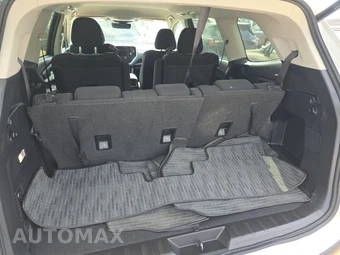 2025 Subaru Ascent Premium 7-Passenger - miniatura 17