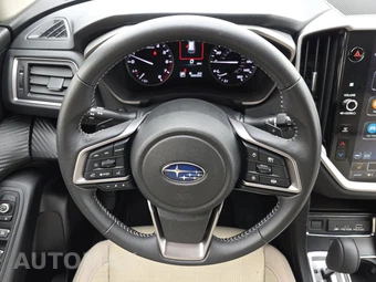 2025 Subaru Ascent Premium 7-Passenger - miniatura 10