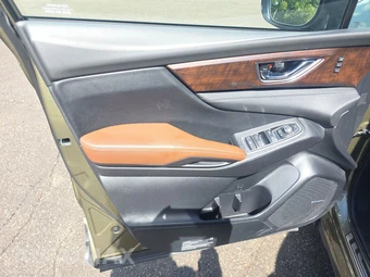 2025 Subaru Ascent Touring 7-Passenger - miniatura 9