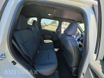 2025 Subaru Forester Hybrid Premium - miniatura 16