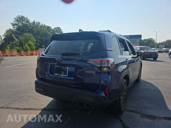 2025 Subaru Forester Hybrid Sport - miniatura 3