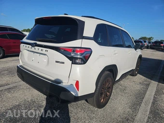 2025 Subaru Forester Hybrid Sport - miniatura 4