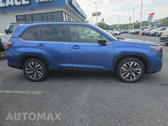 2025 Subaru Forester Hybrid Touring - miniatura 4