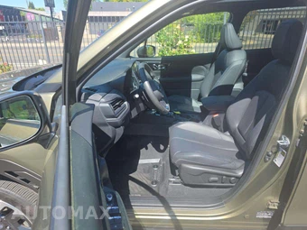 2025 Subaru Forester Limited - miniatura 3