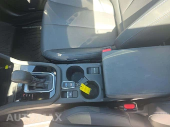 2025 Subaru Forester Limited - miniatura 5