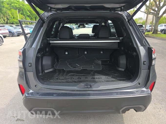 2025 Subaru Forester Limited - miniatura 8