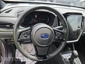 2025 Subaru Forester Premium - miniatura 10