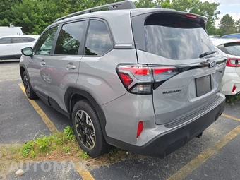 2025 Subaru Forester Premium - miniatura 6