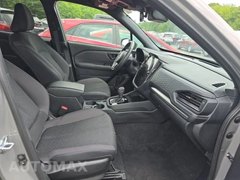 2025 Subaru Forester Premium - miniatura 8