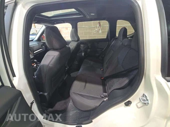 2025 Subaru Forester Premium - miniatura 13