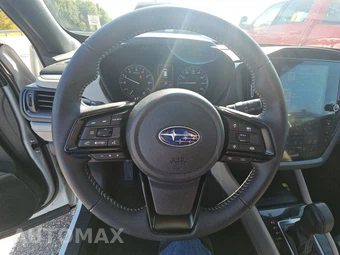 2025 Subaru Forester Premium - miniatura 10