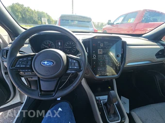 2025 Subaru Forester Premium - miniatura 11