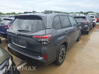 2025 Subaru Forester Premium - miniatura 4