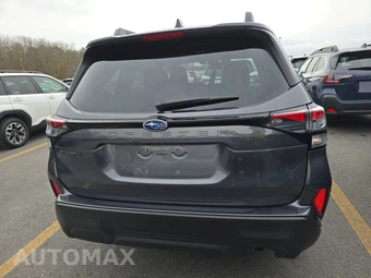 2025 Subaru Forester Premium - miniatura 5