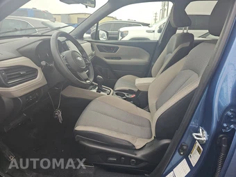 2025 Subaru Forester Premium - miniatura 7
