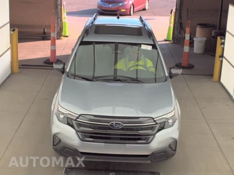 2025 Subaru Forester Premium - miniatura 2