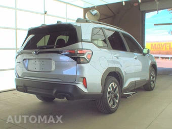 2025 Subaru Forester Premium - miniatura 4