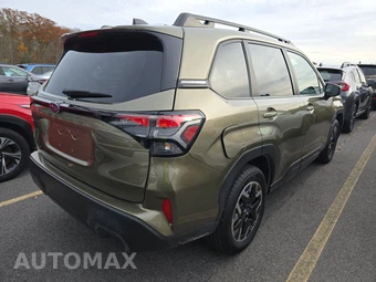 2025 Subaru Forester Premium - miniatura 4