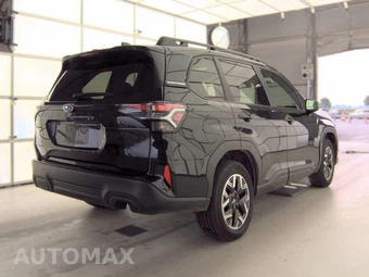 2025 Subaru Forester Premium - miniatura 5