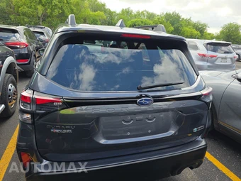 2025 Subaru Forester Premium - miniatura 5