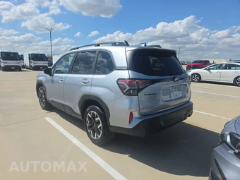 2025 Subaru Forester Premium - miniatura 6