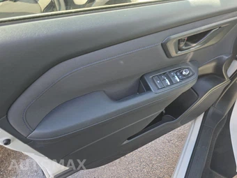 2025 Subaru Forester Premium - miniatura 9