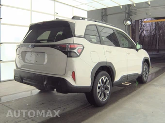 2025 Subaru Forester Premium - miniatura 4