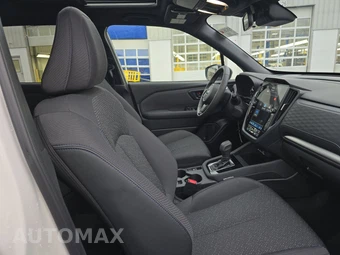 2025 Subaru Forester Premium - miniatura 8