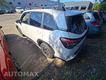 2025 Subaru Forester Premium - miniatura 2