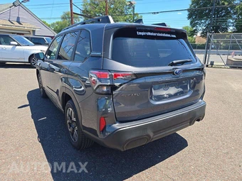 2025 Subaru Forester Premium - miniatura 2