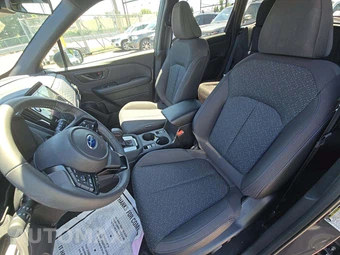 2025 Subaru Forester Premium - miniatura 6