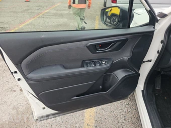 2025 Subaru Forester Premium - miniatura 9