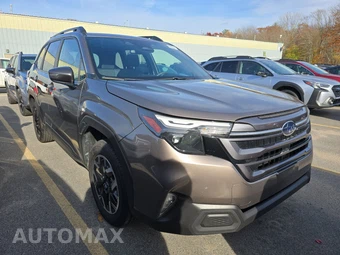 2025 Subaru Forester Premium - miniatura 3