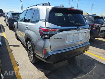 2025 Subaru Forester Premium - miniatura 6