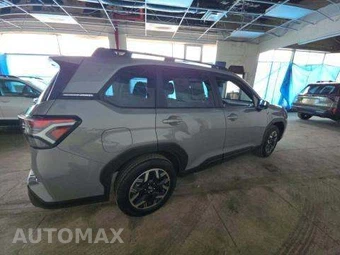2025 Subaru Forester Premium - miniatura 3