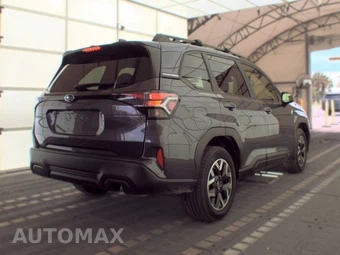 2025 Subaru Forester Premium - miniatura 4