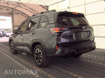 2025 Subaru Forester Premium - miniatura 6
