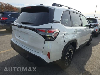 2025 Subaru Forester Premium - miniatura 4