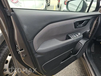 2025 Subaru Forester Premium - miniatura 9
