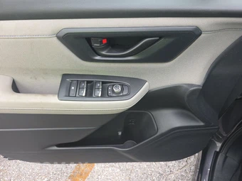 2025 Subaru Forester Premium - miniatura 9