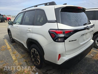 2025 Subaru Forester Premium - miniatura 6